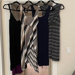 Bundle of 4 Soma lounge dresses. Super soft. Guc. Blk, navy, striped.
S/M